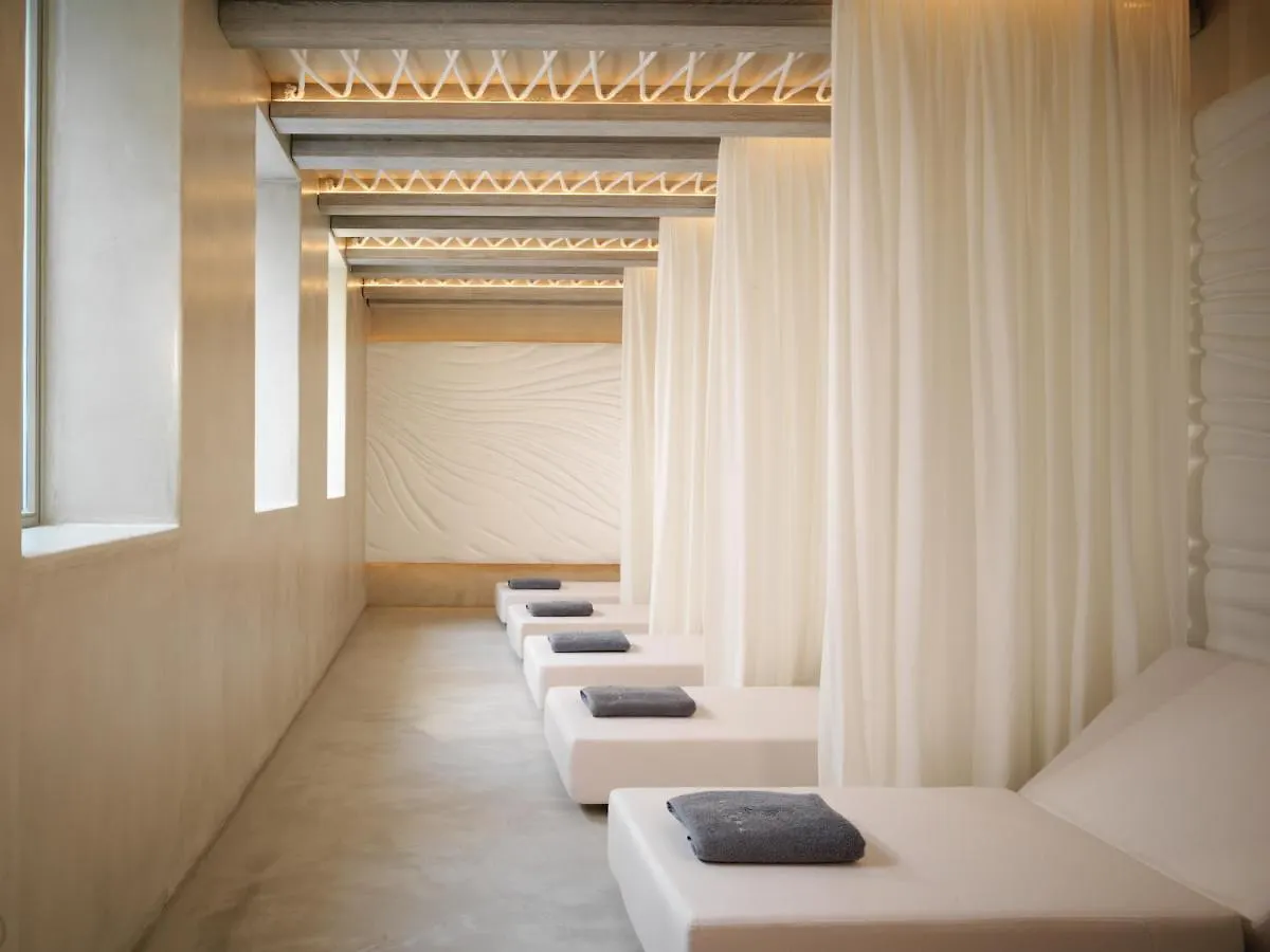 Mykonos Riviera Hotel & Spa, A Member Of Small Luxury Hotels Of The World Tourlos