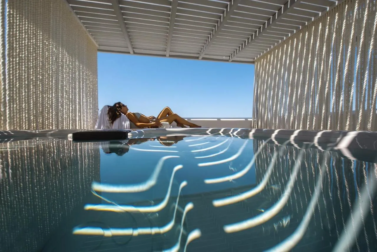 Mykonos Riviera Hotel & Spa, A Member Of Small Luxury Hotels Of The World Tourlos