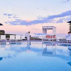 Archipelagos - Small Luxury Of The World מלון